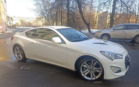 Hyundai Genesis Coupe I рестайлинг, 2013 год, 1 750 000 рублей, 7 фотография