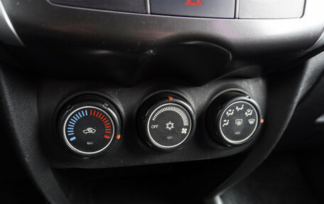 Mitsubishi ASX I рестайлинг, 2012 год, 900 000 рублей, 15 фотография