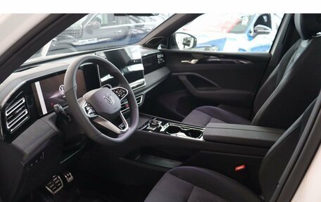 Volkswagen Tiguan, 2025 год, 5 549 000 рублей, 9 фотография