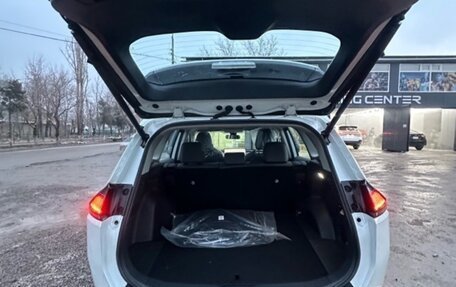 Toyota RAV4, 2026 год, 3 150 000 рублей, 4 фотография