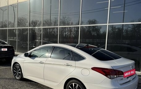 Hyundai i40 I рестайлинг, 2016 год, 1 300 000 рублей, 3 фотография