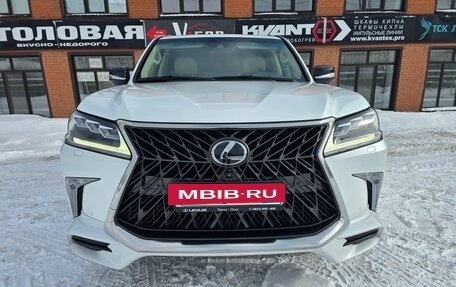 Lexus LX III, 2017 год, 7 980 000 рублей, 4 фотография