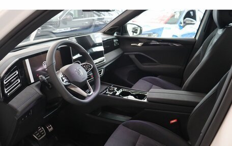 Volkswagen Tiguan, 2025 год, 5 549 000 рублей, 9 фотография