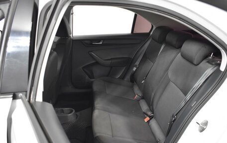 Skoda Rapid I, 2018 год, 1 076 200 рублей, 9 фотография