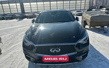Infiniti Q30, 2016 год, 2 300 000 рублей, 3 фотография