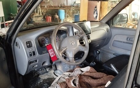 Nissan NP300, 2008 год, 2 фотография