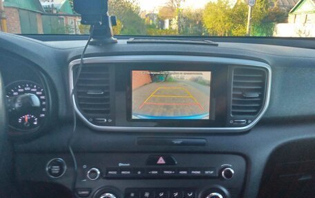 KIA Sportage IV рестайлинг, 2018 год, 1 780 000 рублей, 3 фотография