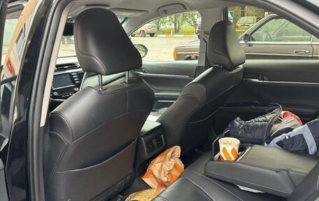 Toyota Camry, 2020 год, 2 850 000 рублей, 8 фотография