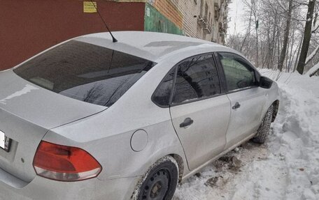 Volkswagen Polo VI (EU Market), 2012 год, 380 000 рублей, 3 фотография