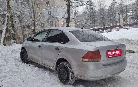 Volkswagen Polo VI (EU Market), 2012 год, 380 000 рублей, 2 фотография