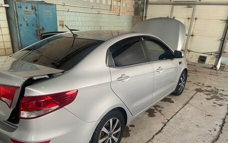 KIA Rio III рестайлинг, 2015 год, 940 000 рублей, 3 фотография