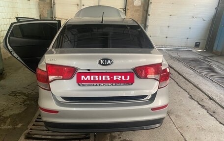 KIA Rio III рестайлинг, 2015 год, 940 000 рублей, 4 фотография