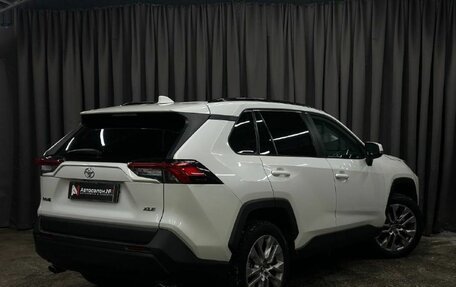 Toyota RAV4, 2022 год, 3 599 000 рублей, 4 фотография