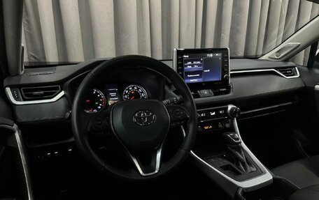 Toyota RAV4, 2022 год, 3 599 000 рублей, 7 фотография