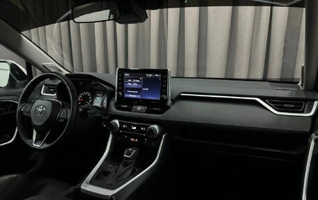 Toyota RAV4, 2022 год, 3 599 000 рублей, 12 фотография