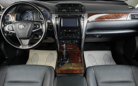 Toyota Camry, 2014 год, 2 099 000 рублей, 13 фотография