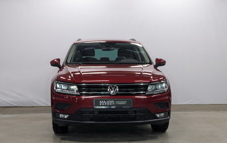 Volkswagen Tiguan II, 2019 год, 2 065 000 рублей, 2 фотография