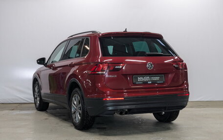 Volkswagen Tiguan II, 2019 год, 2 065 000 рублей, 7 фотография