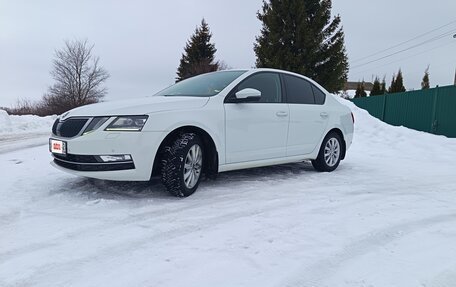 Skoda Octavia, 2017 год, 1 560 000 рублей, 2 фотография