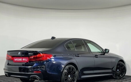 BMW 5 серия, 2018 год, 3 597 000 рублей, 2 фотография