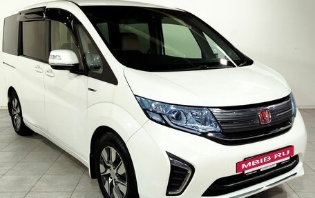 Honda Stepwgn IV, 2015 год, 1 900 000 рублей, 3 фотография