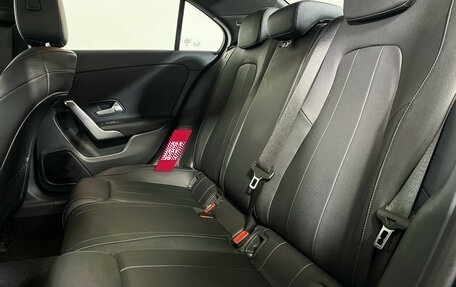 Mercedes-Benz A-Класс, 2019 год, 2 697 000 рублей, 10 фотография