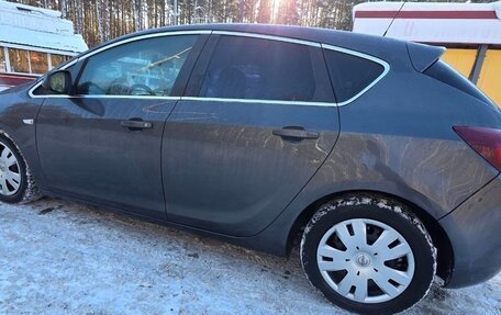Opel Astra J, 2011 год, 500 000 рублей, 6 фотография