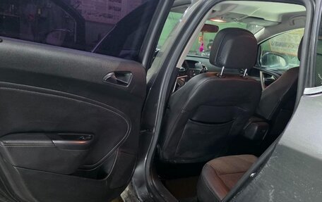 Opel Astra J, 2011 год, 500 000 рублей, 16 фотография