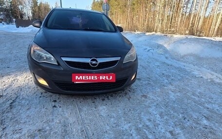 Opel Astra J, 2011 год, 500 000 рублей, 9 фотография
