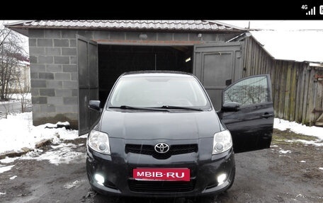 Toyota Auris II, 2007 год, 680 000 рублей, 1 фотография