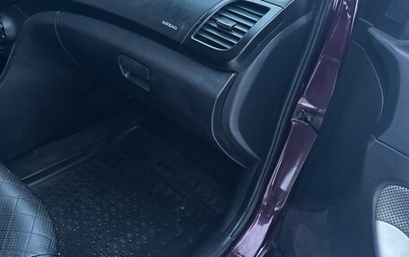 Hyundai Solaris II рестайлинг, 2012 год, 800 000 рублей, 6 фотография