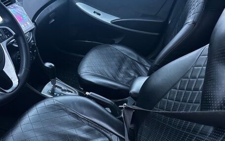 Hyundai Solaris II рестайлинг, 2012 год, 800 000 рублей, 9 фотография