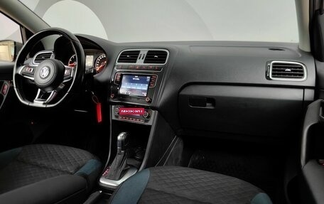 Volkswagen Polo VI (EU Market), 2019 год, 1 099 000 рублей, 13 фотография