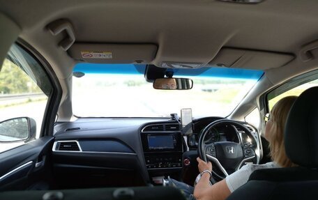 Honda Shuttle II, 2018 год, 1 550 000 рублей, 5 фотография