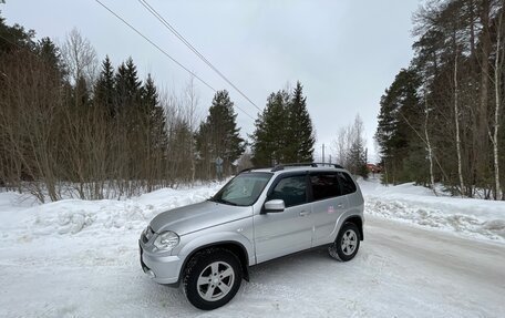 Chevrolet Niva I рестайлинг, 2013 год, 600 000 рублей, 4 фотография