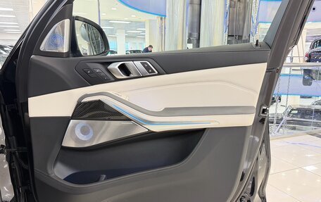 BMW X7, 2025 год, 16 999 000 рублей, 30 фотография