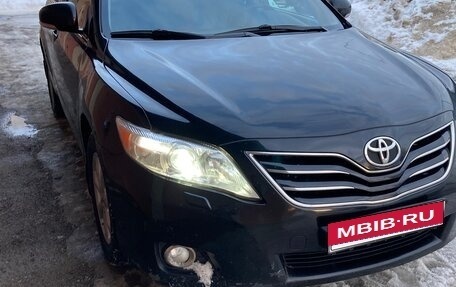 Toyota Camry, 2011 год, 1 200 000 рублей, 2 фотография