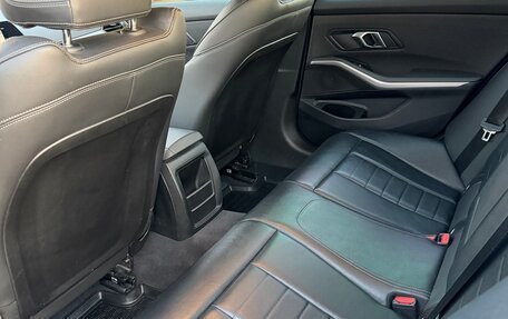 BMW 3 серия, 2019 год, 3 150 000 рублей, 10 фотография