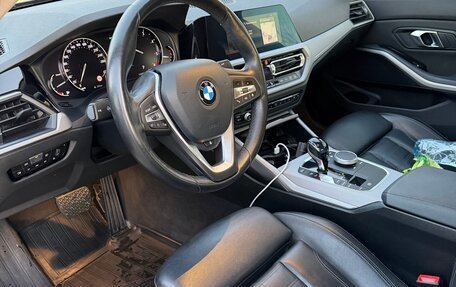 BMW 3 серия, 2019 год, 3 150 000 рублей, 9 фотография