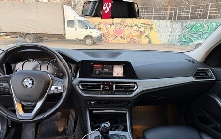 BMW 3 серия, 2019 год, 3 150 000 рублей, 12 фотография