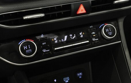 Hyundai Sonata VIII, 2019 год, 2 800 000 рублей, 11 фотография