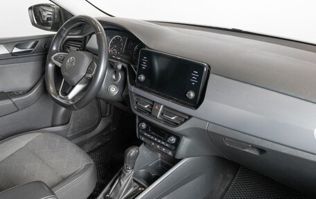 Volkswagen Polo VI (EU Market), 2021 год, 1 920 700 рублей, 7 фотография