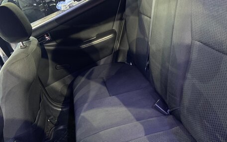 Toyota Corolla, 2005 год, 690 000 рублей, 7 фотография