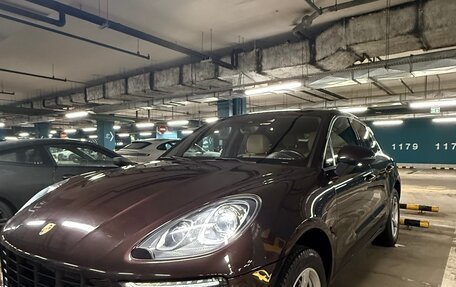 Porsche Macan I рестайлинг, 2017 год, 3 900 000 рублей, 2 фотография