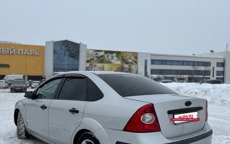 Ford Focus II рестайлинг, 2006 год, 480 000 рублей, 3 фотография
