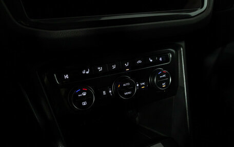 Volkswagen Tiguan II, 2017 год, 2 449 000 рублей, 15 фотография