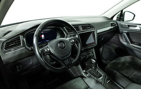 Volkswagen Tiguan II, 2017 год, 2 449 000 рублей, 11 фотография