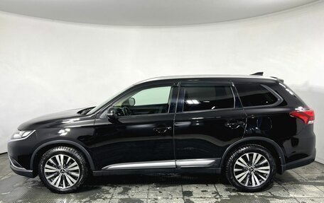 Mitsubishi Outlander III рестайлинг 3, 2019 год, 2 290 000 рублей, 8 фотография