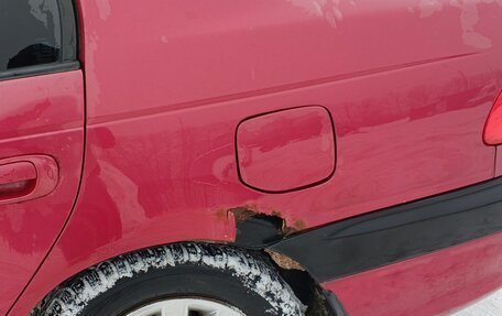 Toyota Avensis III рестайлинг, 1998 год, 340 000 рублей, 9 фотография