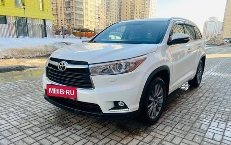 Toyota Highlander III, 2014 год, 2 089 000 рублей, 19 фотография